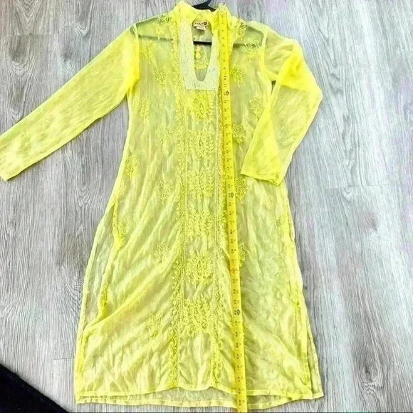 LULI K YELLOW SWIMWEAR  TUNIQUE SEQUINS SIZE SMALL - Picture 11 of 16